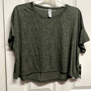 Balance Collection Shades of Green Print Rayon Blend Crop Tee Shirt Size S NWT